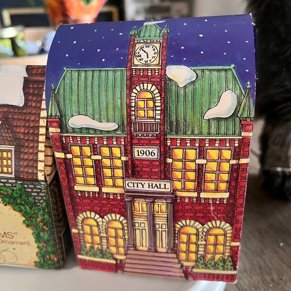 Department 56 Charles Dickens Heritage Village Collection Ornaments Set of 4 - Picture 9 of 13